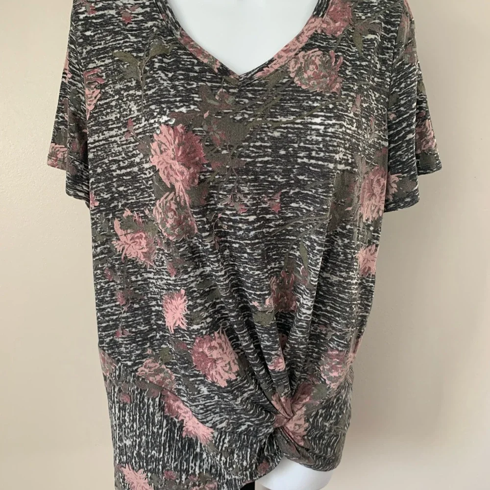 Maurices beautiful top